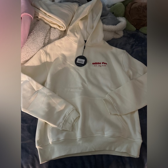 New white fox sweatshirt - Picture 1 of 5